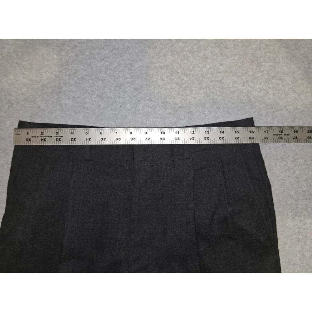Tailors Row Deansgate Mens Worsted Wool Suit Charcoal Gray 2 Button 45R 35W